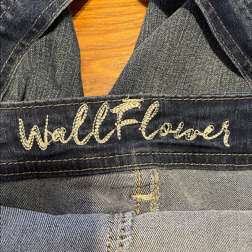🟦🟦 Wallflower Vintage Denim Overalls with Button Accents (size XL) - Picture 8 of 12